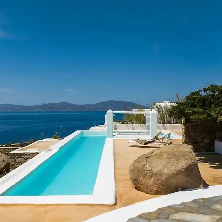 Bluerock By Mykonos Mood *